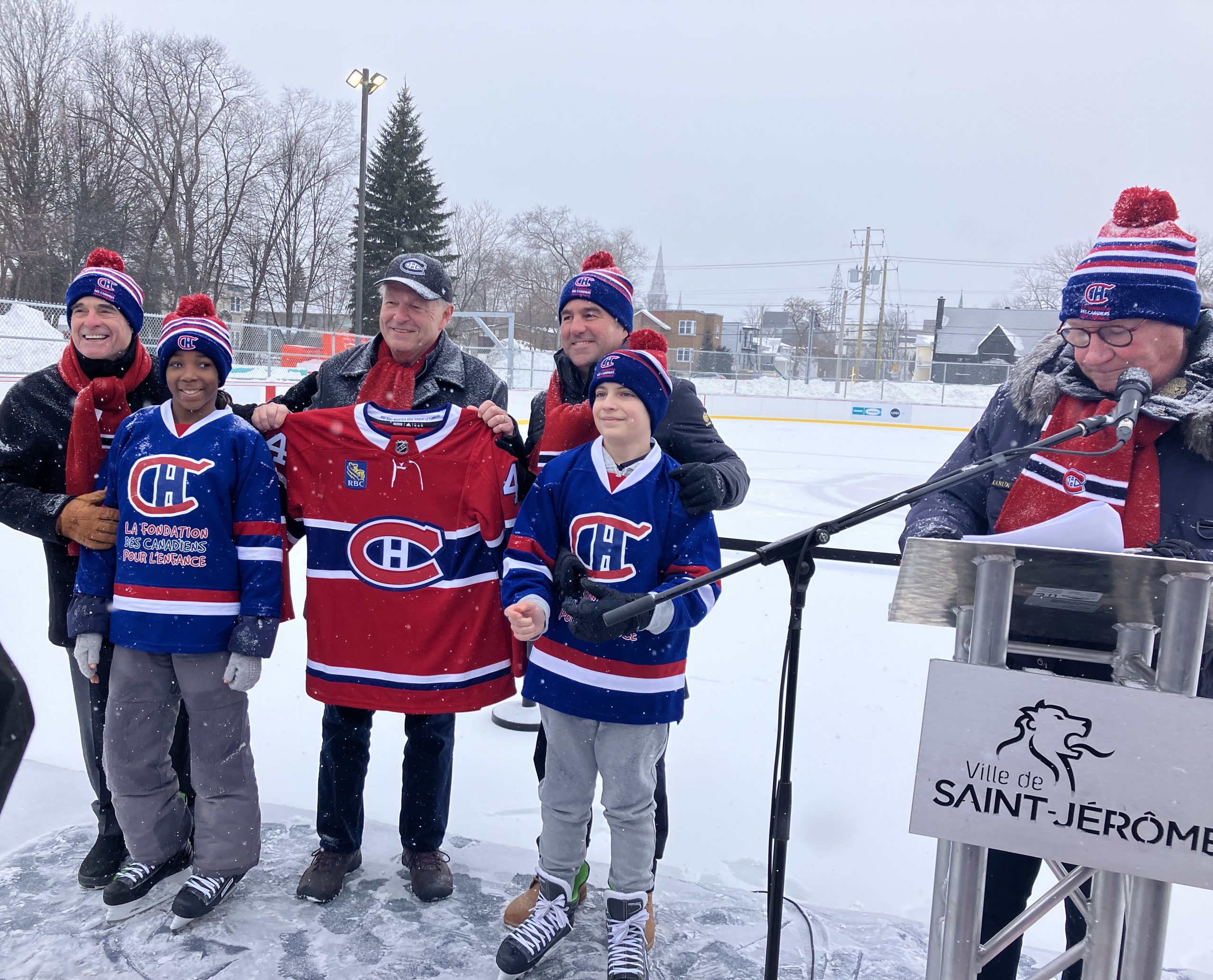 Harnois Énergies becomes partner of a third BLEU BLANC BOUGE rink